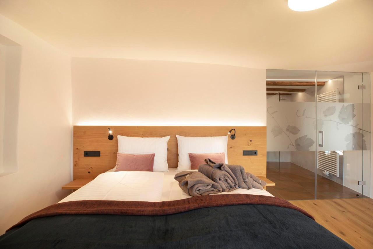 Brantenhof Ferienwohnung Vinea Cortaccia Εξωτερικό φωτογραφία