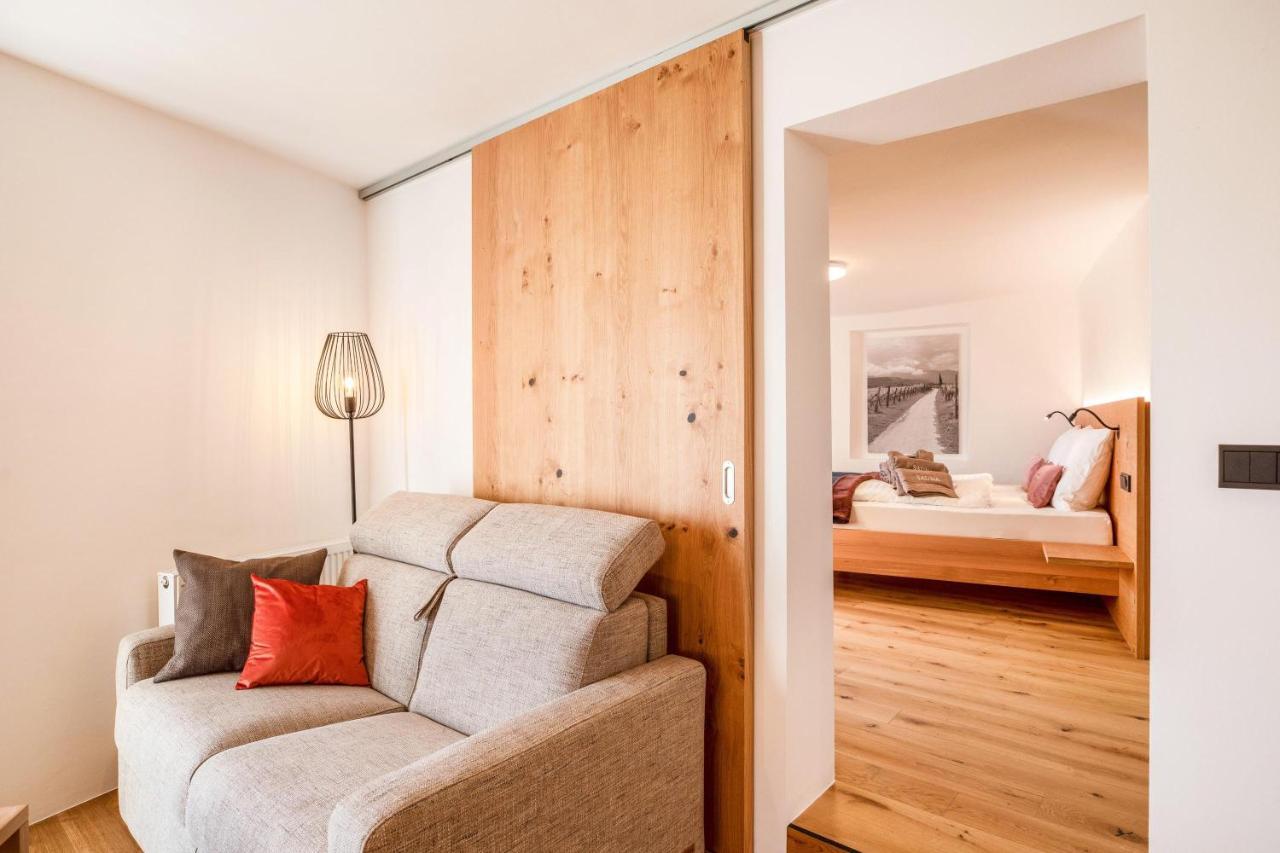 Brantenhof Ferienwohnung Vinea Cortaccia Εξωτερικό φωτογραφία